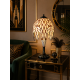 Vitrážová stolní Tiffany lampa Palma 22x48 cm rozsvícená v interiéru